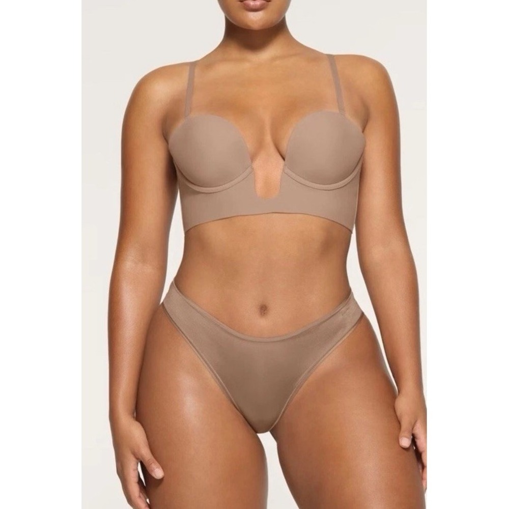 SKIMS U-Plunge Bra & High-Cut Brief Set in Taupe